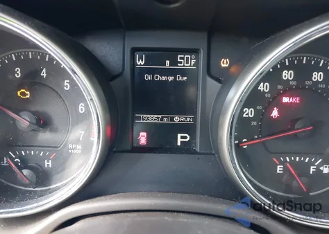 2011 Jeep Grand Cherokee Laredo from USA, damaged, VIN 1J4RR4GG8BC680703